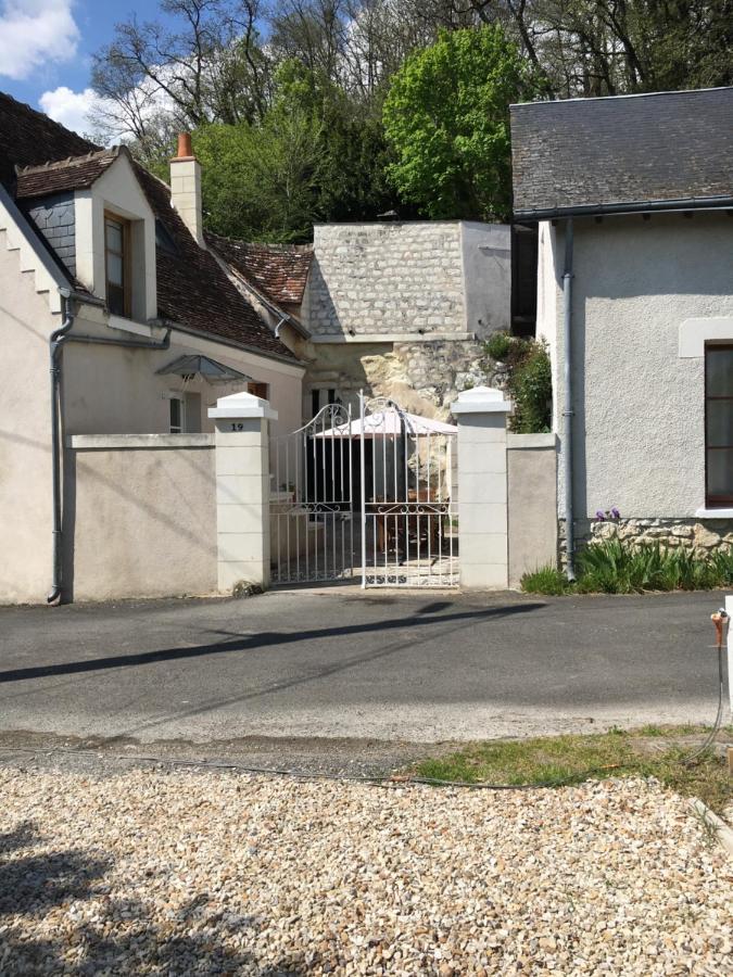 Les Mesanges Bed & Breakfast Bourre Bagian luar foto